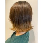 裾カラー【津田晴加】