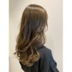 ベージュカラー　【大塚礼乃】